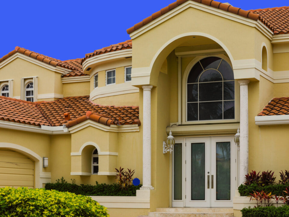 Photo,Of,A,Luxury,Single,Family,Home,On,A,Deep